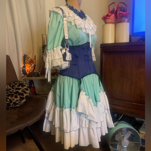Ruffles ‘n Ribbons by Phyllis Mint & White Dress S - Picture 2 of 5